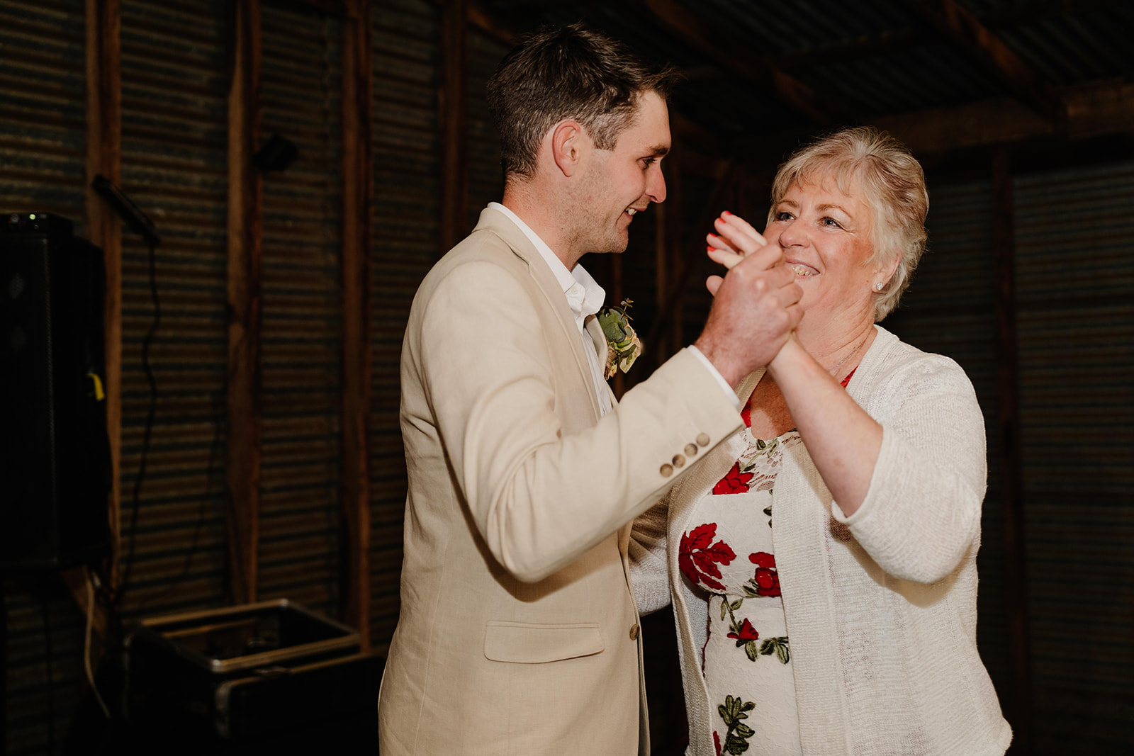 Jacynta and Ben wedding photograph 25
