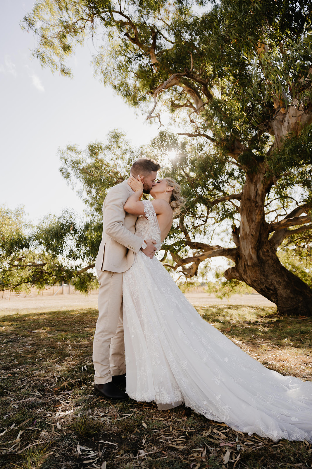 Tenneale and Martyn wedding photograph 16