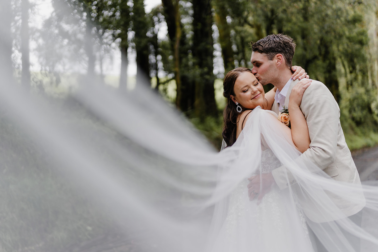 Jacynta and Ben wedding photograph 21
