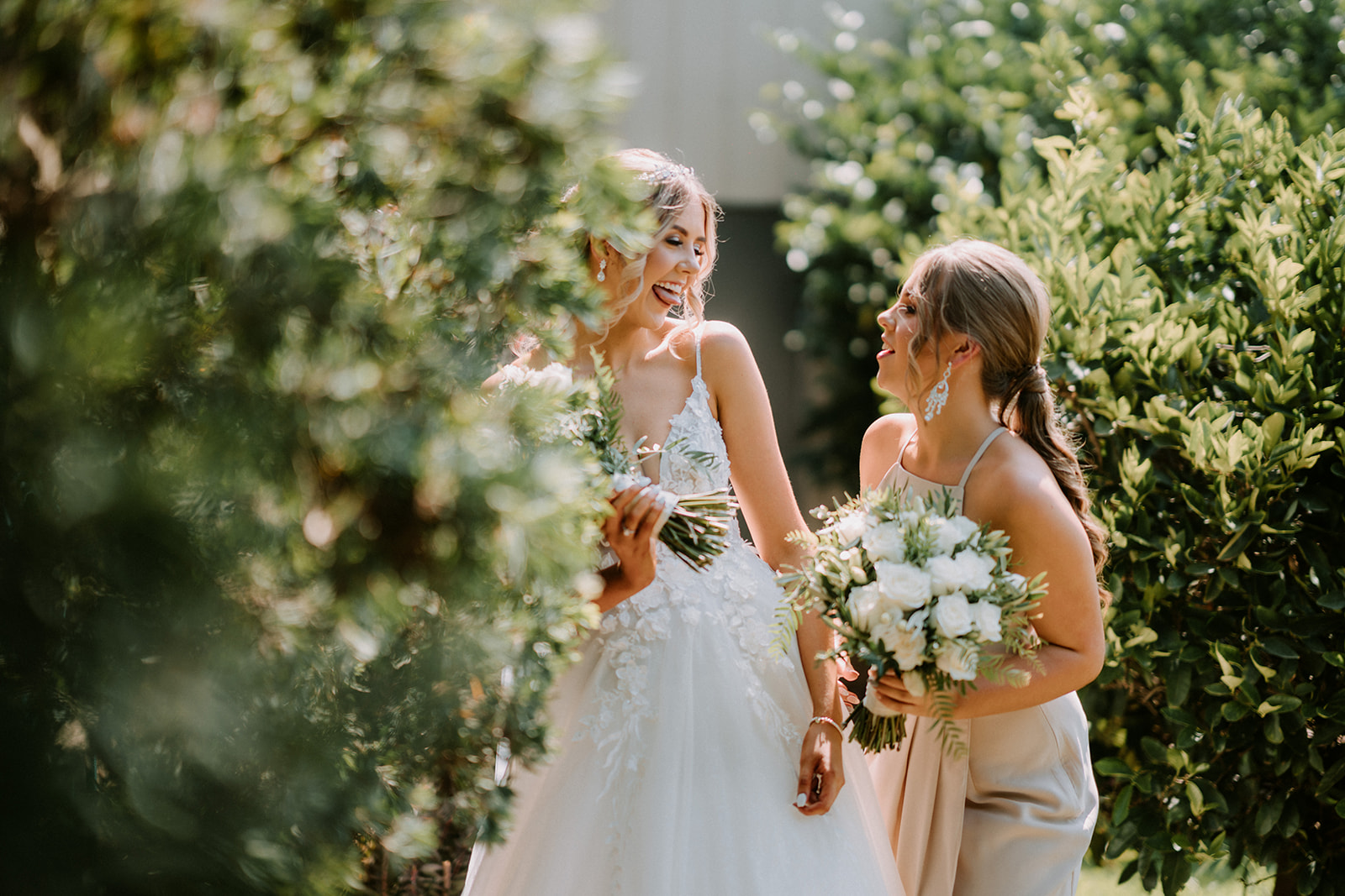 James and Rachel wedding photograph 19