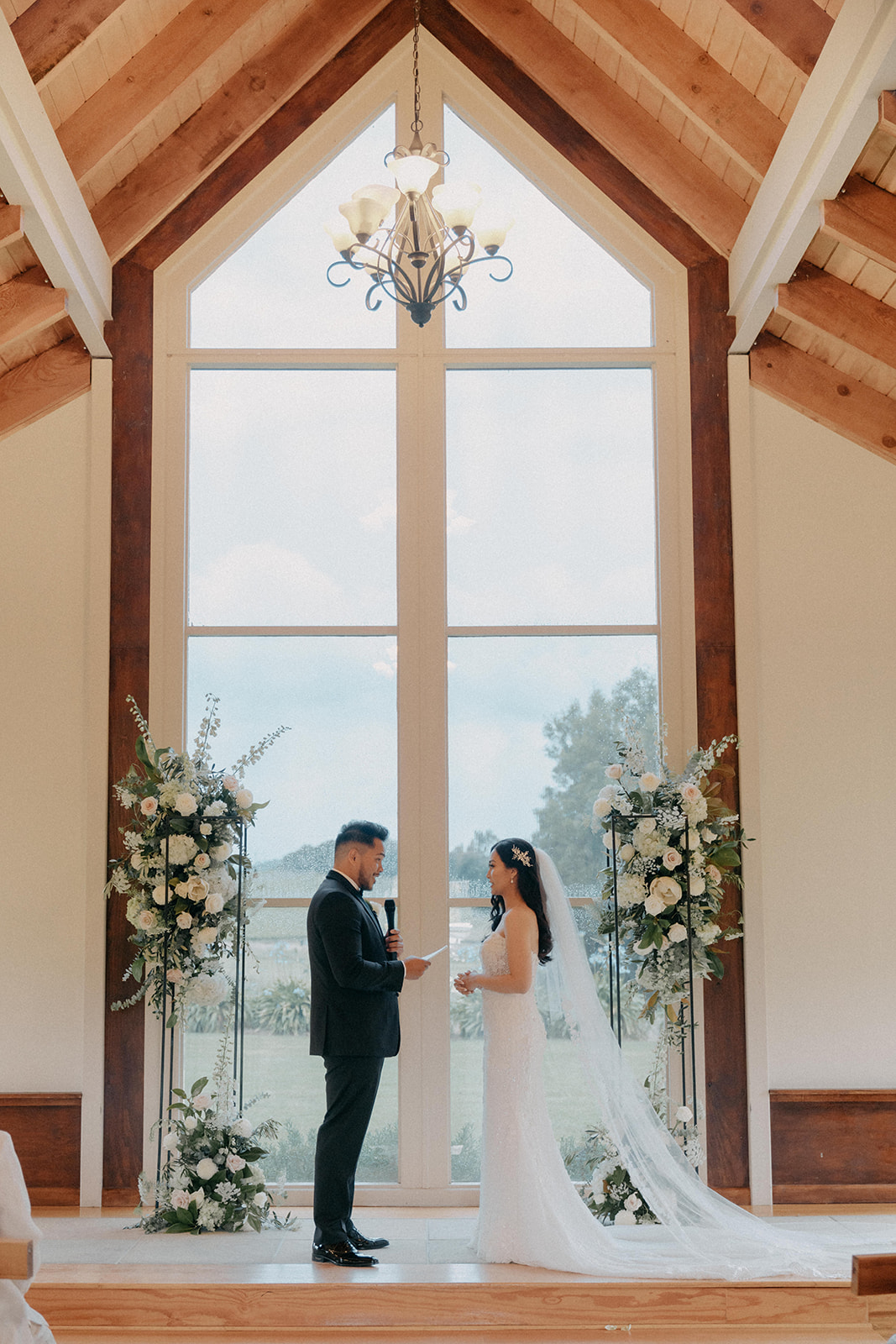 Kristine and Jonathan wedding photograph 26